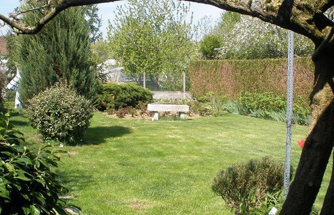 L'Auberge Du Faisan Dore Saint-Florent-le-Jeune Ngoại thất bức ảnh